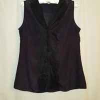 Larry Levine Sz M Women's Purple Lace Trim Button Down Vneck Sleeveless Blouse