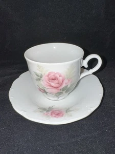 VINTAGE TEETASSE & UNTERTASSE - ROSA ROSEN & PRÄGUNG WIRBELMUSTER - Tschechien - Bild 1 von 8