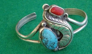 Vintage signiertes Navajo Sterlingsilber Türkis & rote Koralle Western Armreif Armband - Bild 1 von 2