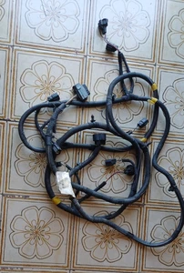 CABLAGGIO SENSORI DI PARCHEGGIO ANT MASERATI LEVANTE COD 06700333410 - Foto 1 di 2