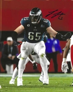 Autographed  LANE JOHNSON  Philadelphia Eagles 8X10 Photo w/  COA - Picture 1 of 1