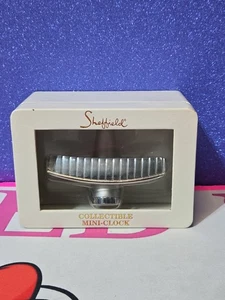 Sheffield Sammlerstück Mini Uhr Home Office Schreibtisch Dekoration Geschenk (braucht neue Fledermaus) - Bild 1 von 10