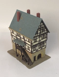 Kibri HO 8402 Half Timbered House 4-5/8" x 4" x 5-1/4" - Picture 1 of 5