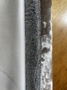 Crushed Velvet & 30cm full width of patterned upholstery fabric offcut bundle. - Picture 1 of 8