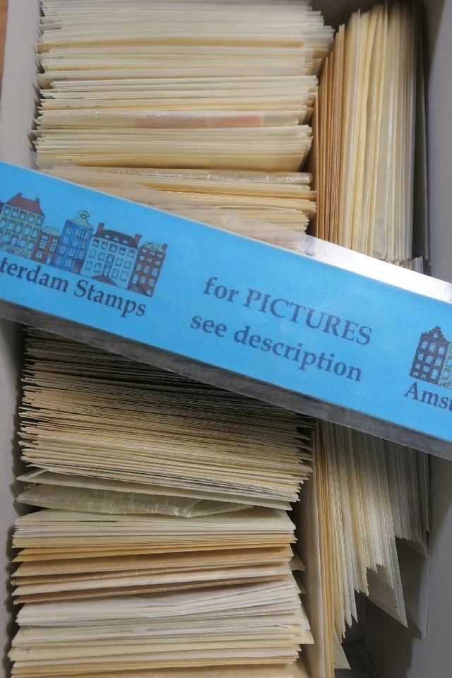 Denmark about 1000 (!) blocks of 4 in glassines - Image 1 of 1