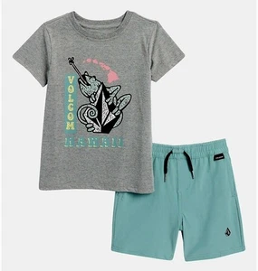 Volcom Jungen Logo Hawaii T-Shirt & Hybrid 4-Wege Stretch Shorts Set. Gr. 7 - Bild 1 von 2