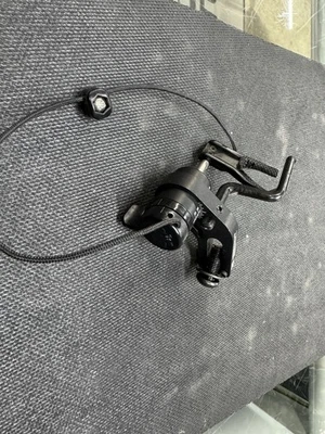 QAD Ultra Rest Hunter RH Arrow Rest - Image 1 of 3