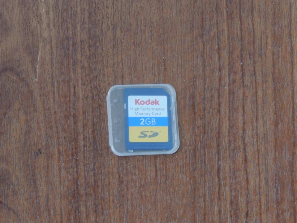 Genuine OEM Original Kodak 2GB SD High Performance Memory Card - Image 1 of 2