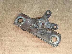 Corvette Door Lock Rod Control pivot bell crank 68-69-70-71-72-73-74-75-76-77 - Picture 1 of 2
