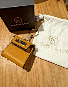 NWT Scotch & Co Mini Barking Luxury Designer Dog Poop Bag Holder Case Tan - Picture 1 of 7