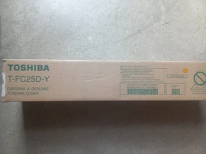 Genuine Toshiba T-FC25D-Y Yellow Toner e-Studio 2040c 2540c 3040c 3540c 4540c - Picture 1 of 4