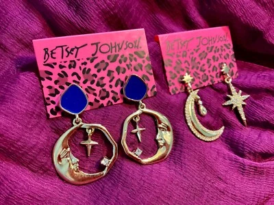 Pendientes colgantes Betsey Johnson CRESCENT MAN in the MOON & STARS - NUEVOS CON ETIQUETAS Foto 1 de 2
