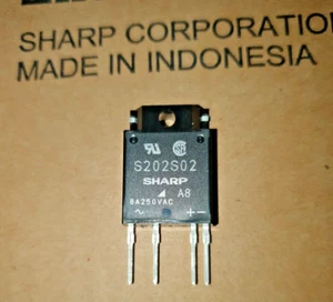 SHARP S202S02F - 230V - 8A - Solid State Relay - SSR - Elektronisches Lastrelais - Bild 1 von 2