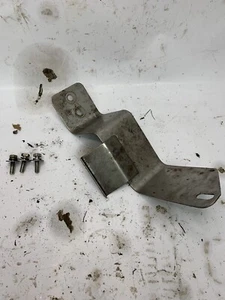 Yamaha Wave Jammer WJ500 1987-89 soporte de caja de bloqueo de agua OEM EW3-67557-00-00 - Imagen 1 de 5