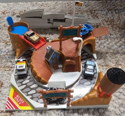 Vintage Micro Machines ⭐ Boulder Pass Playset ⭐ + Extras - Image 1 of 4