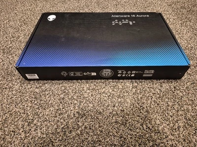 Alienware 16 Ultra 9 275HX 32GB RAM 2TB SSD 16" 2560×1600 240Hz RTX 5070 Foto 1 de 4