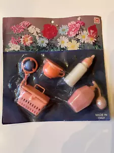set vintage bambole accessori per mini furga Lisa Lucia Laura - Foto 1 di 1