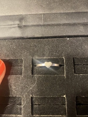 Tiffany & Co. Paloma Picasso Small Heart Stacking sterling Silver Band Ring Sz 7 - Image 1 of 4