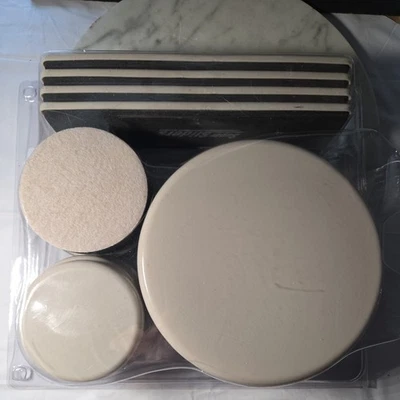 Chinelos de móveis reutilizáveis para carpete - Conjunto de movimento e surf sem esforço (16 peças) - Imagem 1 de 3