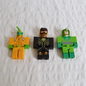 Heroes of Robloxia, Roblox Figures x3 7cm - Picture 1 of 6