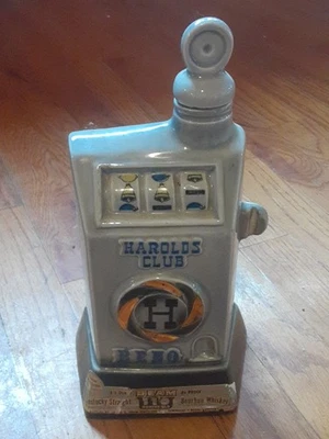 Decantadores coleccionables Jim Beam Harolds Club Foto 1 de 4