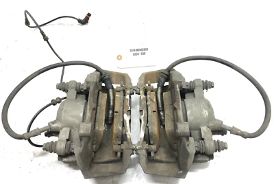 Pinças de freio dianteiras esquerda direita 2010-2016 MERCEDES-BENZ E350 W212 FABRICANTE DE EQUIPAMENTO ORIGINAL. - Imagem 1 de 4