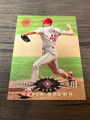 1995 Topps Stadium Club Virtual Reality Baseball Card #215 Kevin Brown (Q2) - Image 1 of 2
