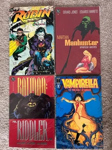 Graphic Novels 12 Stück - Marvel, DC, andere - KOSTENLOSER VERSAND! LOT 1 - Bild 1 von 3
