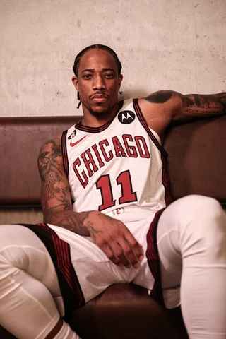 DeMar DeRozan 2022-23 Chicago Bulls Nike City Edition Authentic Jersey Size 48+2 Cover