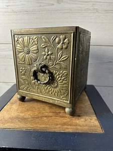 Arts Crafts Brass Jardiniere English School  Circa 1878 - Picture 1 of 12