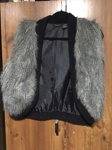 Ladies faux fur vest large - Picture 1 of 3