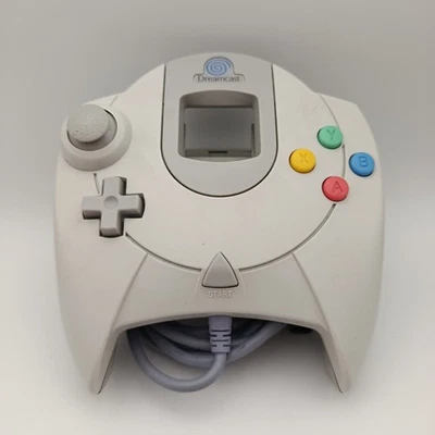 Controller - Joypad per Sega Dreamcast modello HKT - 7700 PAL di colore bianco. - Immagine 1 di 4