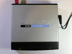 Linksys SD208 v1.1 8 Port 10/100 Ethernet Switch - Picture 1 of 8