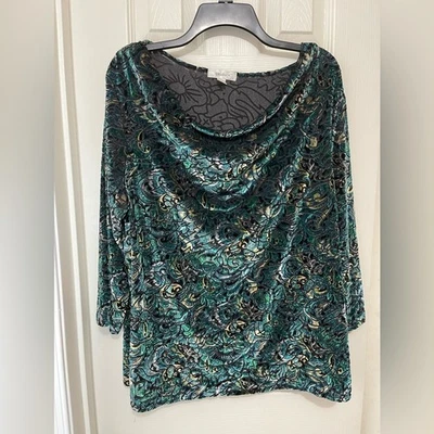 Blusa Dressbarn Verde Floral Whimsigoth Burnout Veludo Drapeado Frente Artística Tamanho 2X - Imagem 1 de 4