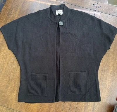 Norm Thompson Womens Size Medium Black SS Cardigan Single Button Closure - Image 1 of 4