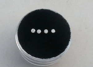 4 rondas facetadas sueltas de diamantes blancos naturales de 1,8 mm cada una - Imagen 1 de 5