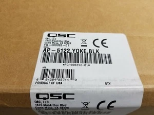 QSC AP-5122 Black Yoke Mount for Loudspeaker - Picture 1 of 2