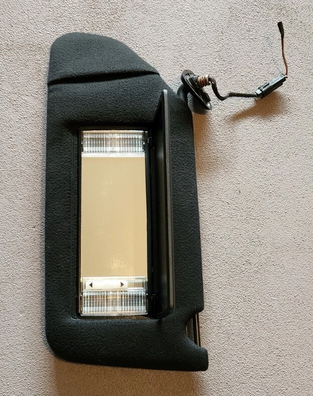 98-02 凯迪拉克 el dorado 司机和乘客遮阳板 黑色 — 第 1/4 张图片