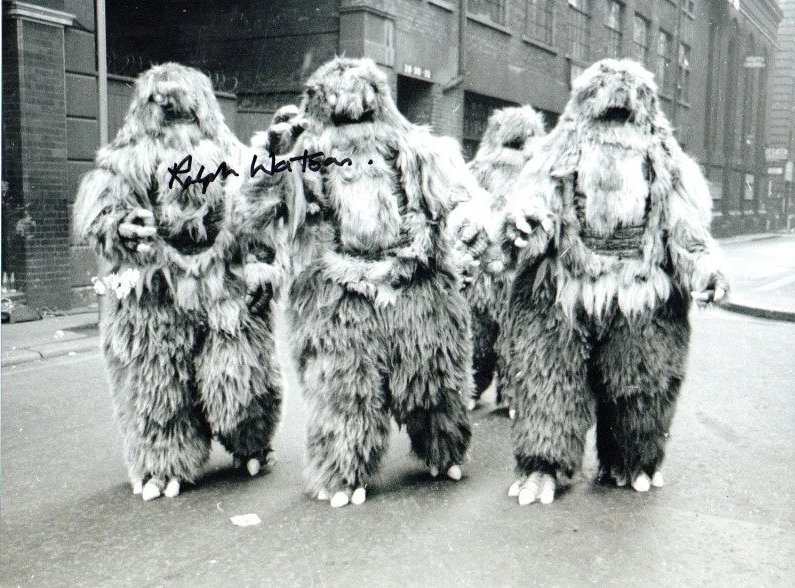 Doctor Who Autograph: RALPH WATSON (The Web of Fear) Signed Photo - Image 1 of 1