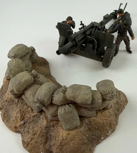 US 105mm Feldhaubitze mit 3 Crew & Sandsack Base 1:35 Bult und bemalten Figuren - Bild 1 von 24