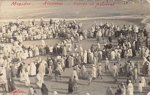 Maroc - MOGADOR Eassouira - Aïssaous - Danses et palabres - CARTE PHOTO Année 19 - Imagen 1 de 2