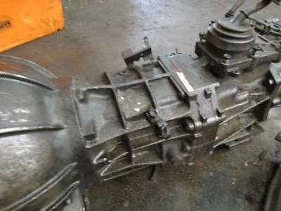 Isuzu Trooper 3.0 MK2 91-02 manual gearbox + transfer box 8971748520 - Image 1 of 4