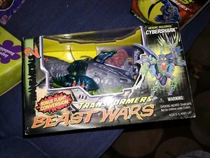 Transformers 1998 Hasbro CYBERSHARK Beast Wars  Transmetals 2 Figure Displayed  - Picture 1 of 11