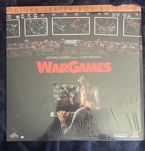WarGames (LaserDisc, 1983, Letterbox Edition) Matthew Broderick Ally Sheedy - Picture 1 of 2