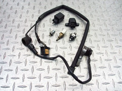 2007 06-08 Kawasaki EX650R Ninja 650R Sensor Lot Pulser Oil Temperature Tip Gear - Image 1 of 4