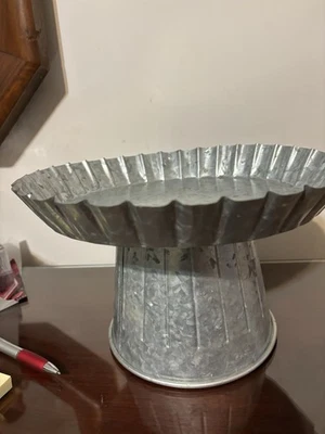 "Soporte rústico de metal galvanizado para exhibición de pasteles pastelería postre de 7"" de alto" Foto 1 de 4