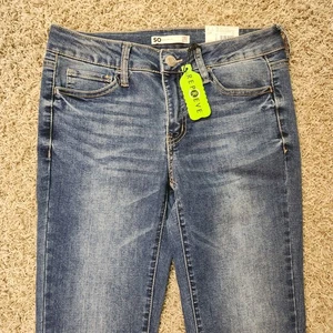 SO Stretch Bootcut Leg Jeans Damen 7 Regular Blau Low Rise Stone Wash Neu mit Etikett - Bild 1 von 13