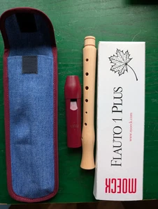 Moeck 1024 • Flauto 1 Plus rot, Blockflöte • Barocke Griffweise • inkl. Tasche - Bild 1 von 4