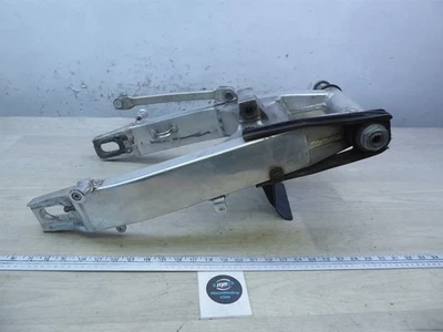 Suzuki GSXR600 GSX R600 S20936 2001) basculante trasero brazo oscilante con freno  Foto 1 de 4