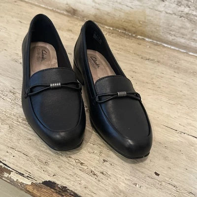 Clarks Collection Loafers Heels Womens 6 1/2 W Black Leather Juliet Shine Shoes - Image 1 of 4